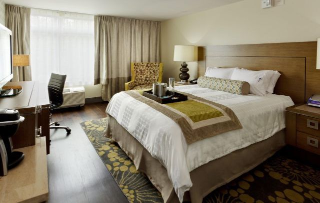 Hotel Indigo East End By Ihg Riverhead Exteriör bild